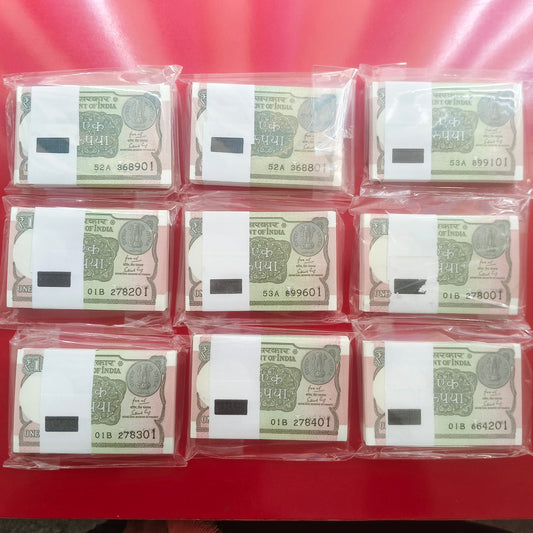 Most Demanding and Valuable One Rupee Bundle 100 Note Packet Serial Wise New Fresh Notes Sign By Subhash Garg Year 2018 Single Bundle Given