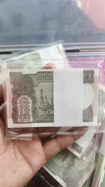 Most Demanding and Valuable One Rupee 2018 Bundle 100 Note Packet Serial Wise New Fresh Notes Sign By Subhash Garg  Single Bundle Given