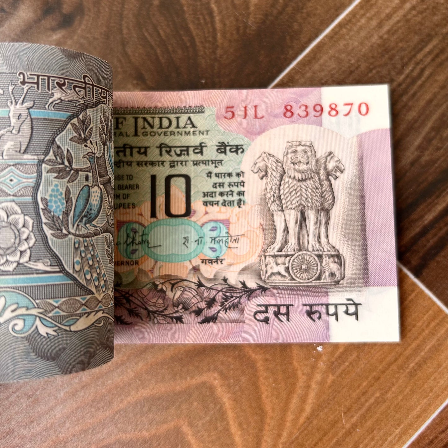 Extremely Rare Ten Rs Peacock Bundle Gem UNC Condition 100 Notes Serial Wise Gaddi Packet