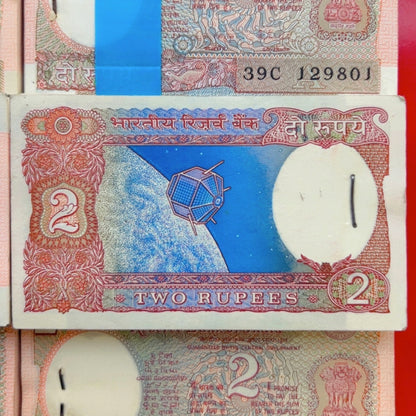 Rare 2 Rupee Satellite Bundle 100 Notes Serial Wise Packet