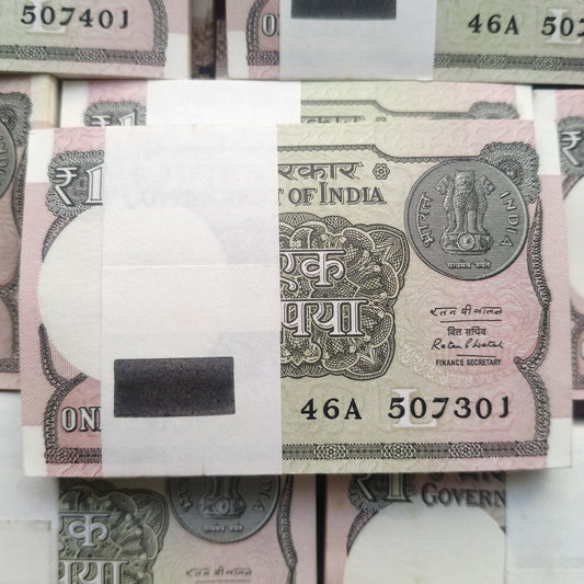 Most Demanding Rare One Rupee Bundle 100 Note Packet Serial Wise New Fresh Notes Sign By Ratan P Watal Year 2016 Single Bundle Given