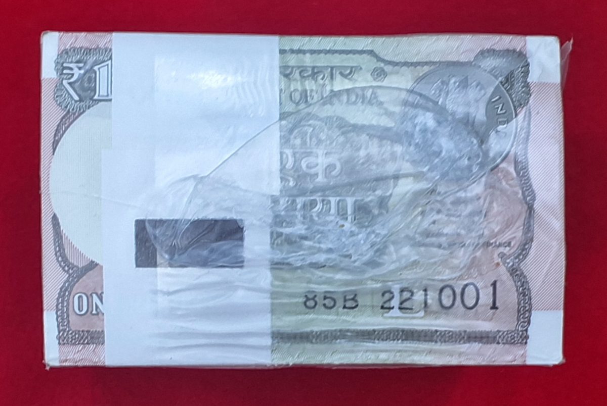 1 Rupee RIM 2019 — Finance Secretary Subhash Chandra Garg — A-64 · Serial 221001 — Sealed Pack of 1,000 Notes