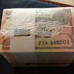 1 Rupee RIM 2016 — Finance Secretary Ratan P. Watal — Sealed Pack of 1,000 Notes