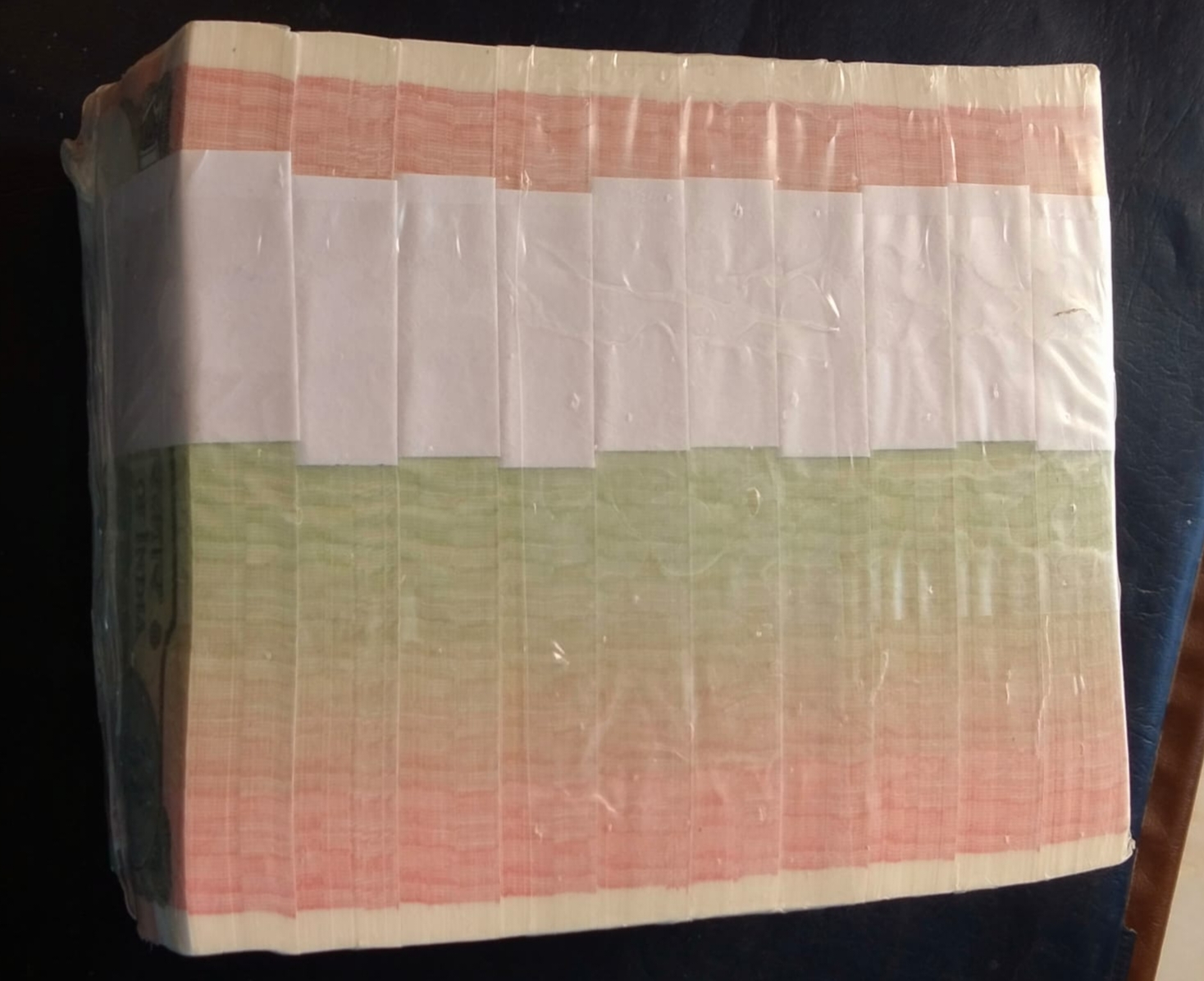 1 Rupee RIM 2016 — Finance Secretary Ratan P. Watal — Sealed Pack of 1,000 Notes - Image 4
